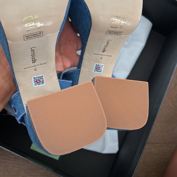 NEW Larroude Dolly Broderie Platform Sandal Blue Stoned Denim NWB - Picture 8 of 10